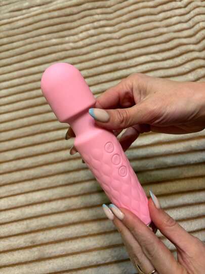 Vibrador Varinha Mágica Feminino com 20 Modos Pink